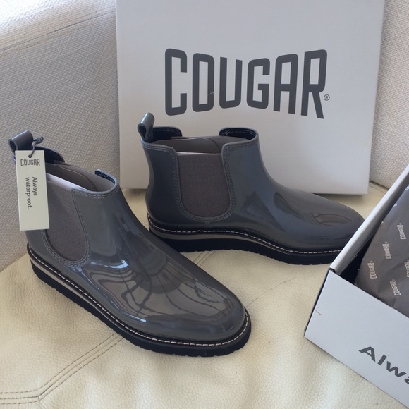 NEW IN BOX Cougar Rain Boots - Picture 2 of 4